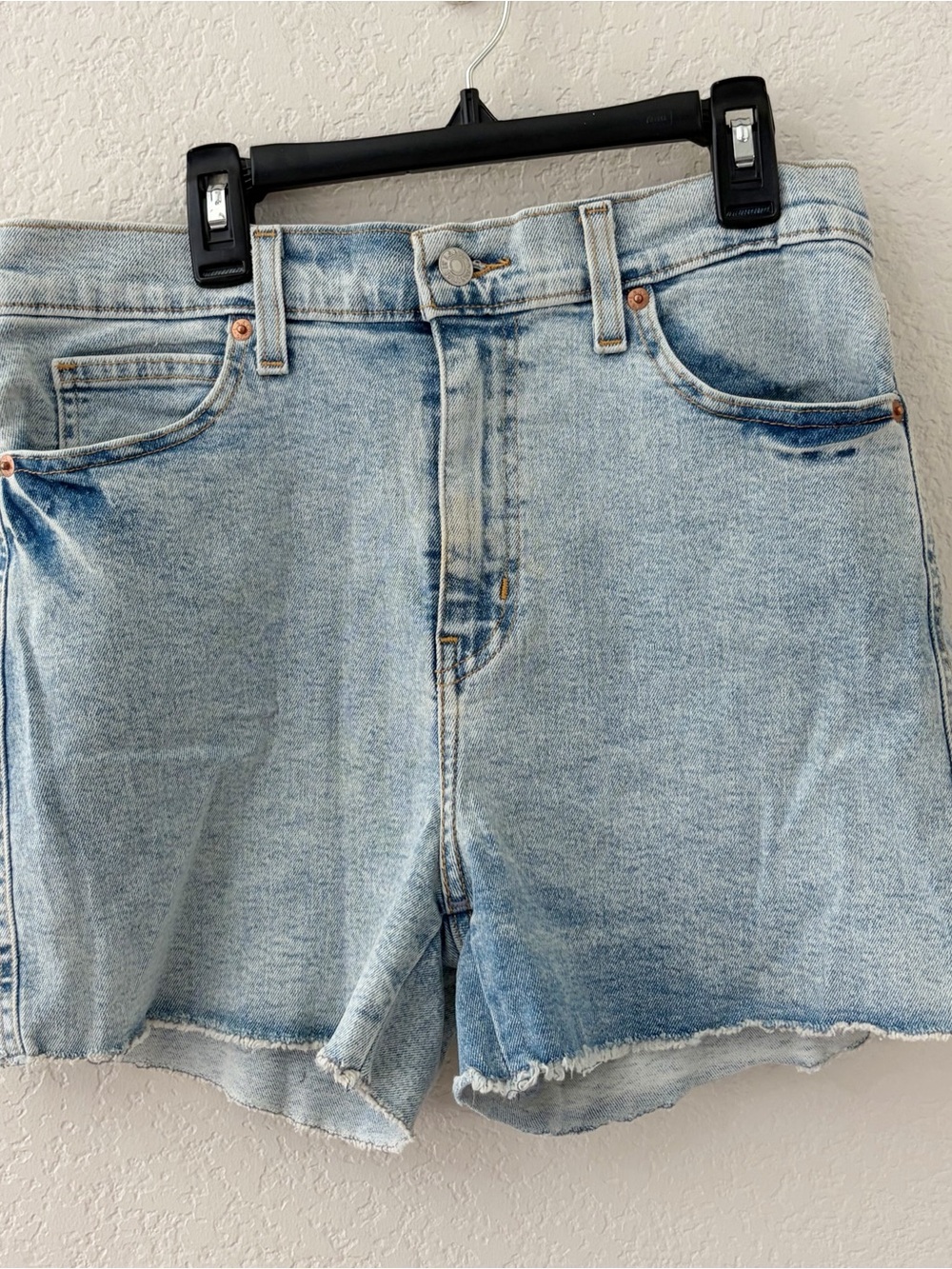 NWT Signature by Levi Strauss Denim Shorts Women Size 8 W29 Heritage High Rise